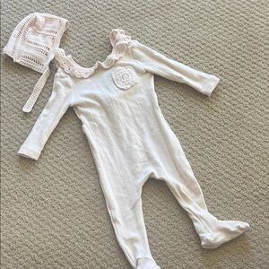 Bee & Dee Classic pale pink Knit Baby One-Piece with Bonnet